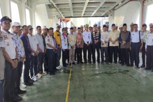 Bupati Muna Barat Resmikan Pelayaran Perdana KMP Rubiah Jalur Tondasi–Torobulu