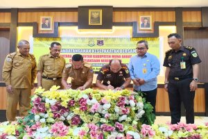 Peningkatan Kerjasama Hukum: Pemkab Muna Barat dan Kejaksaan Negeri Muna Tandatangani MoU