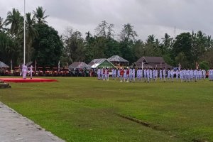 Pemerintah Muna Barat Sukses Laksanakan Upacara Pengibaran dan Penurunan Sang Saka Merah Putih Pada Peringatan HUT RI Ke-80