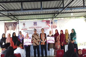 Pemda Muna Barat Luncurkan Program Insentif untuk Guru Ngaji dan Guru Non PNS, Perkuat Pendidikan dan Ketakwaan