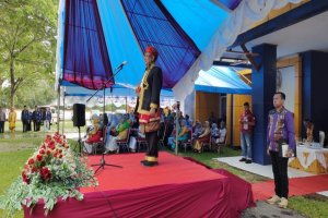 Pemerintah Muna Barat Laksanakan Upacara Hardiknas 2024