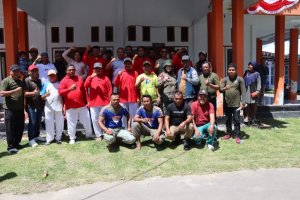 Lomba Tarik Tambang  Warnai Peringatan HUT Muna Barat dan HUT RI 2024