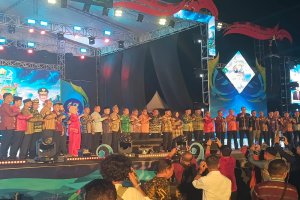 Gubernur Andi Sumangerukka Resmi Buka Festival Harmoni Sultra 2026