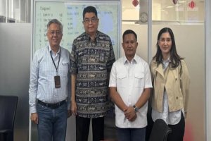 Bupati Muna Barat Usulkan Penataan Kawasan Kumuh Kepulauan ke Kementerian PKP